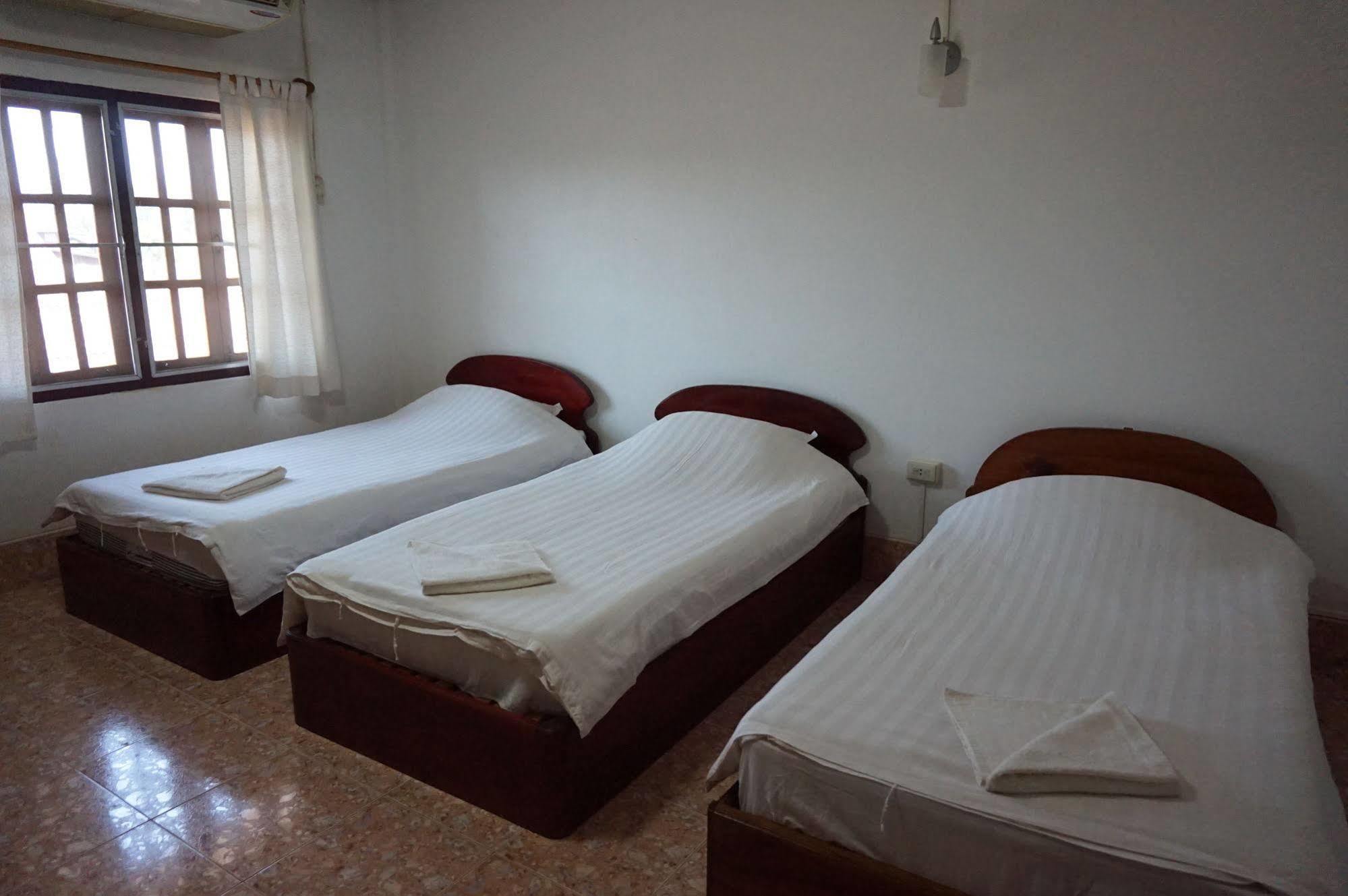 Phaythavone Hotel Pakse Eksteriør bilde