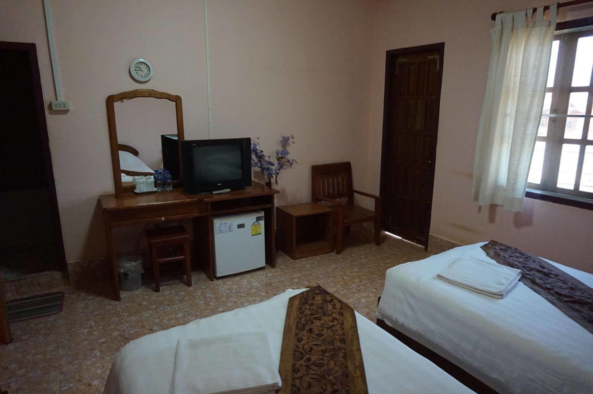 Phaythavone Hotel Pakse Eksteriør bilde